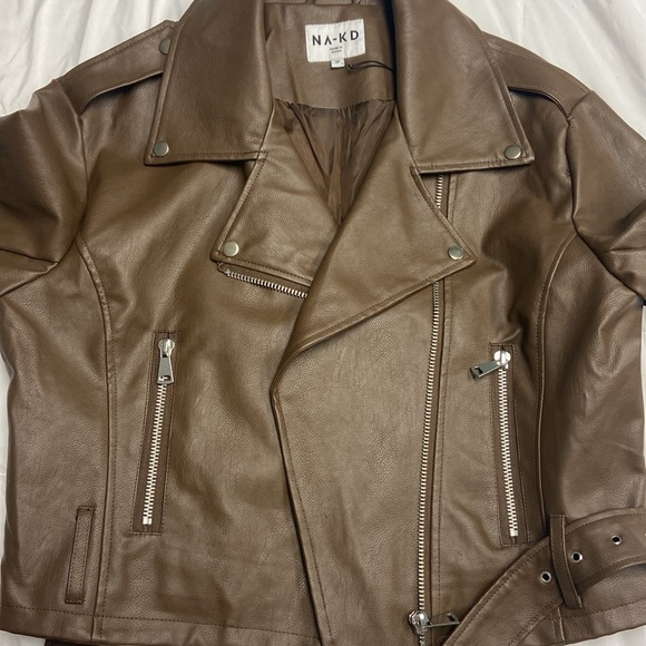 Brown leather biker PU jacket (cropped) - Picture 2 of 3